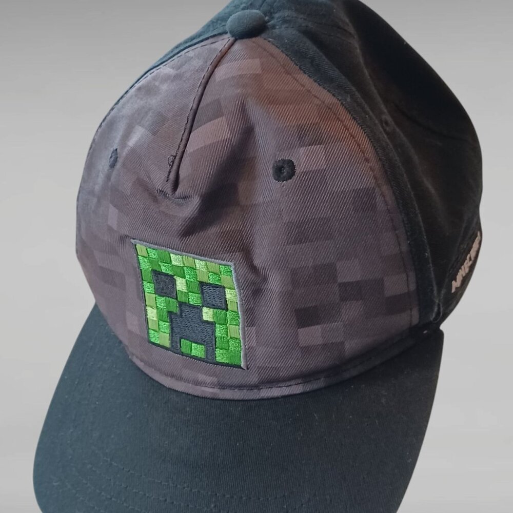 Minecraft Brand Youth Snapback Black Baseball Cap with Creeper Patch